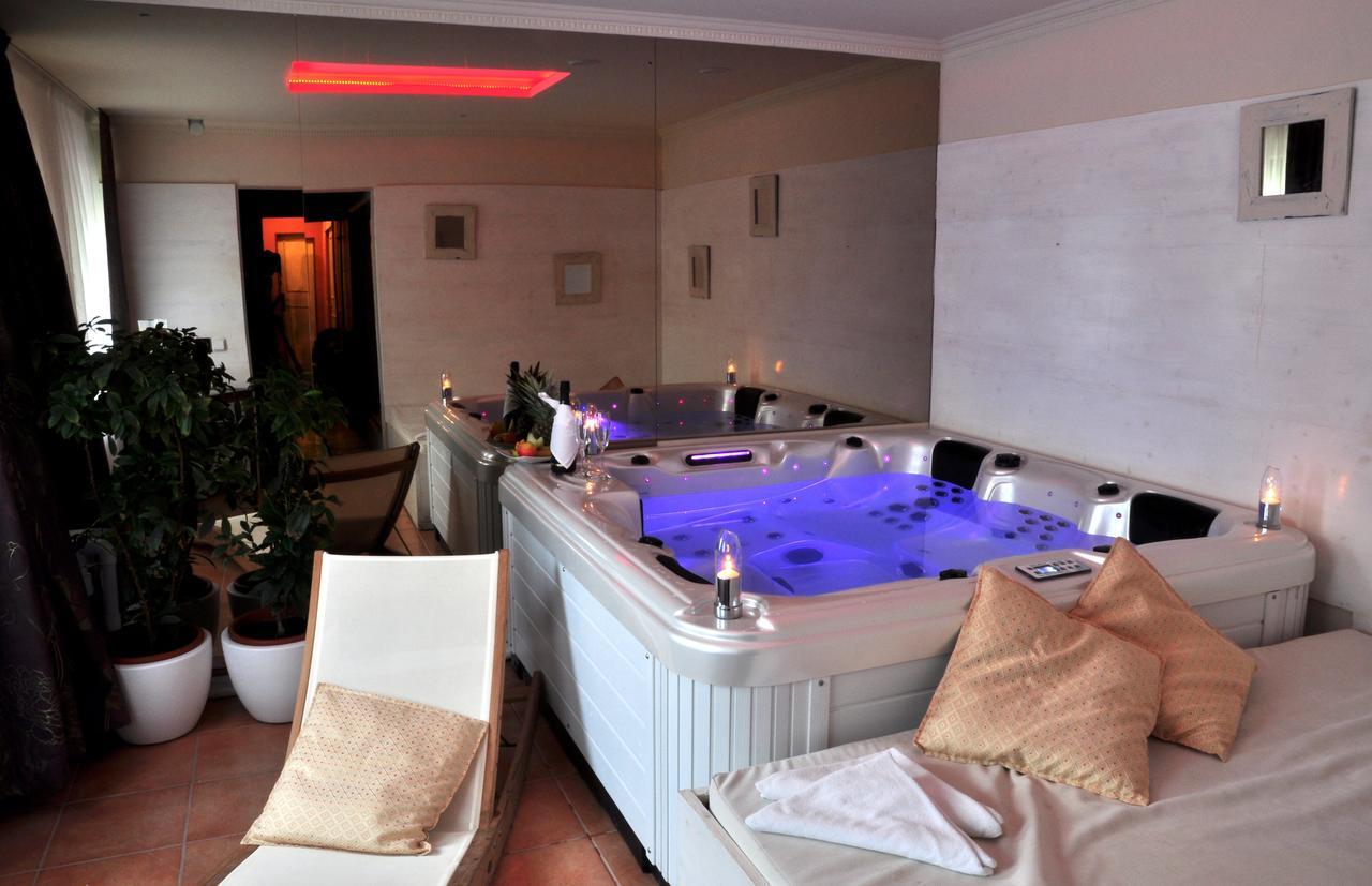 Villa St. Tropez براغ المظهر الخارجي الصورة